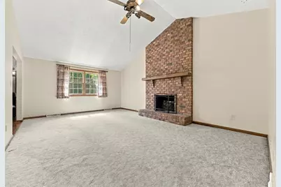 160 Hazlett Ln, North Franklin Township, PA 15301 - Photo 8
