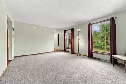 160 Hazlett Ln, North Franklin Township, PA 15301 - Photo 6