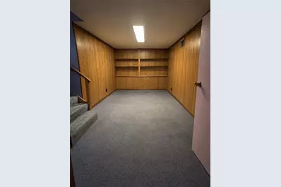 856 Mount Hood Dr, Pittsburgh, PA 15239 - Photo 12