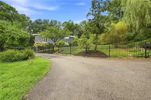 101 Tomahawk Dr, Pittsburgh, PA 15215 - Photo 42