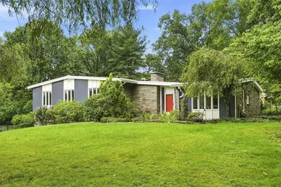 101 Tomahawk Drive, Pittsburgh, PA 15215 - Photo 1