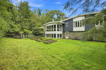 101 Tomahawk Drive, Pittsburgh, PA 15215 - Photo 36