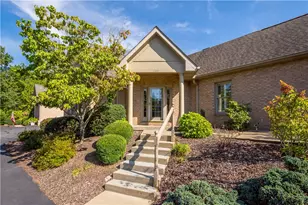 209 Village Green Dr, Peters Township, PA 15317 - Photo 2