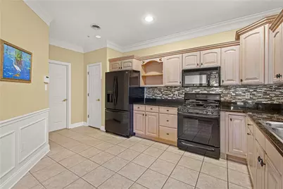 209 Village Green Dr, Peters Township, PA 15317 - Photo 10