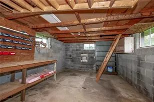 3243 Benshoff Hill Rd, Johnstown, PA 15909 - Photo 24