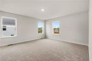 1015 Darcy Dr, Valencia, PA 16059 - Photo 16