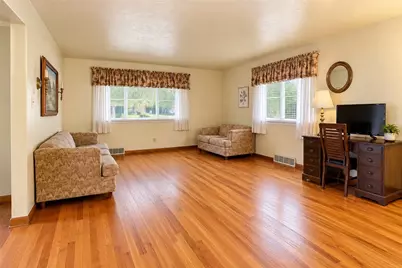 540 Craighead St, Canonsburg, PA 15317 - Photo 2