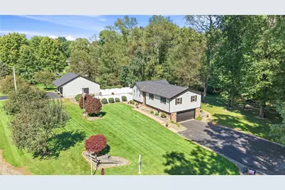 725 Niagara Trl, Coolspring Township, PA 16137 - Photo 12