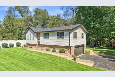 725 Niagara Trl, Coolspring Township, PA 16137 - Photo 2