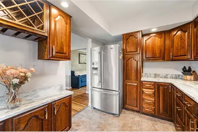 425 Brierly Ln, Munhall, PA 15120 - Photo 16