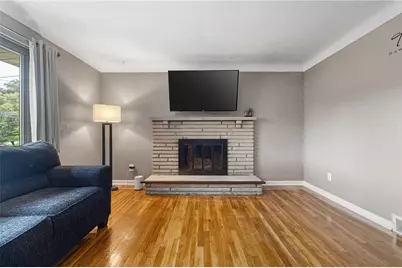 425 Brierly Ln, Munhall, PA 15120 - Photo 6