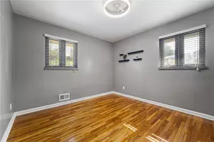 425 Brierly Ln, Munhall, PA 15120 - Photo 18