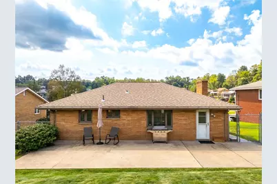 425 Brierly Ln, Munhall, PA 15120 - Photo 36
