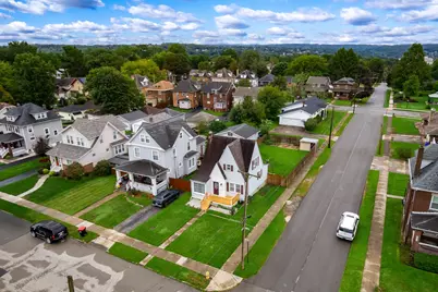 130 E Garfield Avenue, New Castle, PA 16105 - Photo 32