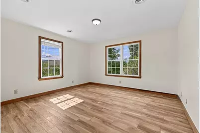 310 S Jefferson St, Zelienople, PA 16063 - Photo 36