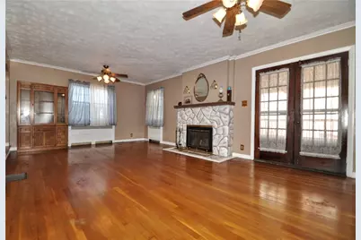 246 Center Ave, Elizabeth Township-Boro, PA 15037 - Photo 8