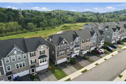 4042 Crown Dr, South Park, PA 15129 - Photo 24