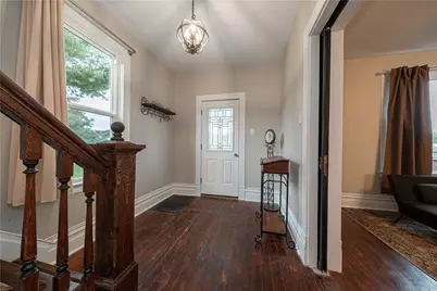 1101 Market St, Bridgewater, PA 15009 - Photo 6