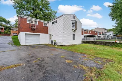 2325 Crestview Rd, Pittsburgh, PA 15216 - Photo 28