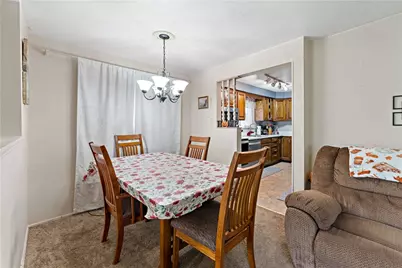 2325 Crestview Rd, Pittsburgh, PA 15216 - Photo 10