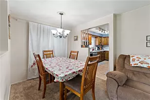 2325 Crestview Rd, Pittsburgh, PA 15216 - Photo 10