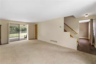 652 Fernhill Ave, Pittsburgh, PA 15226 - Photo 12