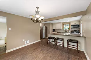 652 Fernhill Ave, Pittsburgh, PA 15226 - Photo 10