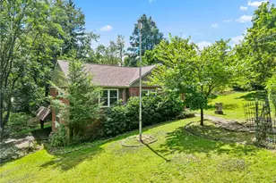 34 Woodside Rd, Pittsburgh, PA 15221 - Photo 1