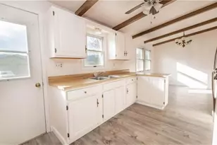 8955 Route 422W, Shelocta, PA 15701 - Photo 8