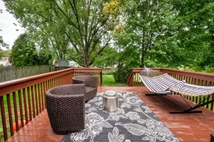 109 Fox Chase Ct, Cranberry Township, PA 16066 - Photo 4