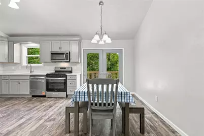 3265 Dorothy St, Lower Burrell, PA 15068 - Photo 6