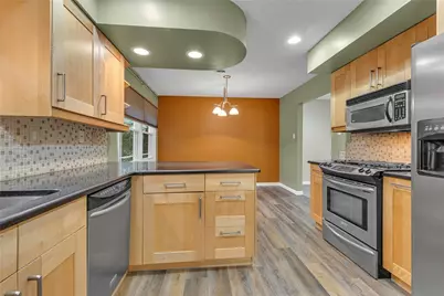 120 W Woodland Dr, Center Township, PA 15001 - Photo 20
