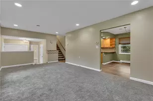 120 W Woodland Dr, Center Township, PA 15001 - Photo 10