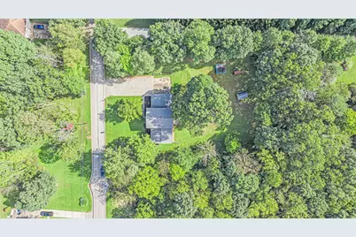 120 W Woodland Dr, Center Township, PA 15001 - Photo 6