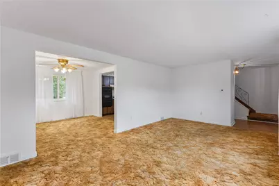 1203 Vivjon Dr, West Homestead, PA 15120 - Photo 10