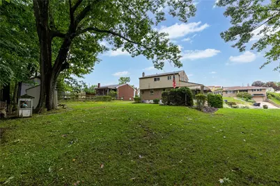 1203 Vivjon Dr, West Homestead, PA 15120 - Photo 6