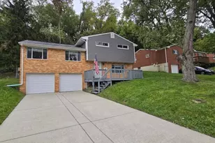 134 Shenandoah Dr, Pittsburgh, PA 15235 - Photo 1