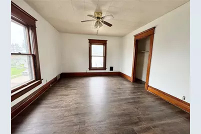 1101 Pollock Ave, New Castle, PA 16101 - Photo 6