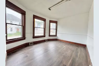 1101 Pollock Ave, New Castle, PA 16101 - Photo 4