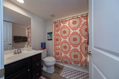 1407 Deer Creek Crossing Dr, Cecil, PA 15317 - Photo 36