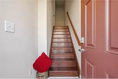 707 Freedom Dr, Collier Township, PA 15106 - Photo 2