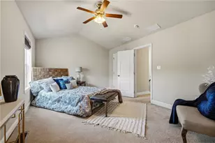 707 Freedom Dr, Collier Township, PA 15106 - Photo 16