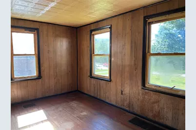 22 Finnin Rd, Allegheny Township, PA 15068 - Photo 12