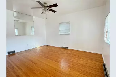 1129 Washington Ave, Monaca, PA 15061 - Photo 2
