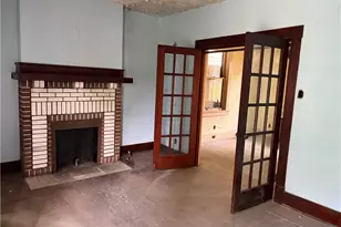 217 Henderson, Pittsburgh, PA 15212 - Photo 2