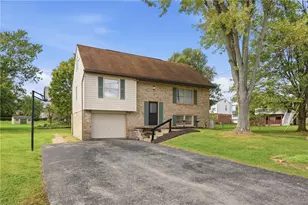 102 Farmington Dr, Twp of But NW, PA 16001 - Photo 2