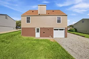 3413 Durr Dr, Hopewell Township, PA 15001 - Photo 4