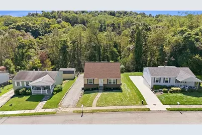 3413 Durr Dr, Hopewell Township, PA 15001 - Photo 6