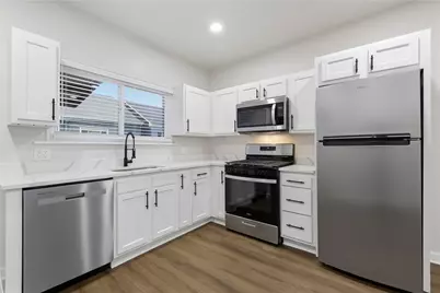 3227 Mary St, Pittsburgh, PA 15203 - Photo 8