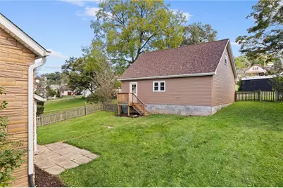 240 N Haft St, Houston, PA 15342 - Photo 38